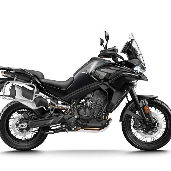 800MT EXPLORE EDITION_Gem Black_Right