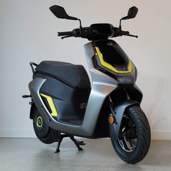 Zeeho AE6 Elektrische bromfiets